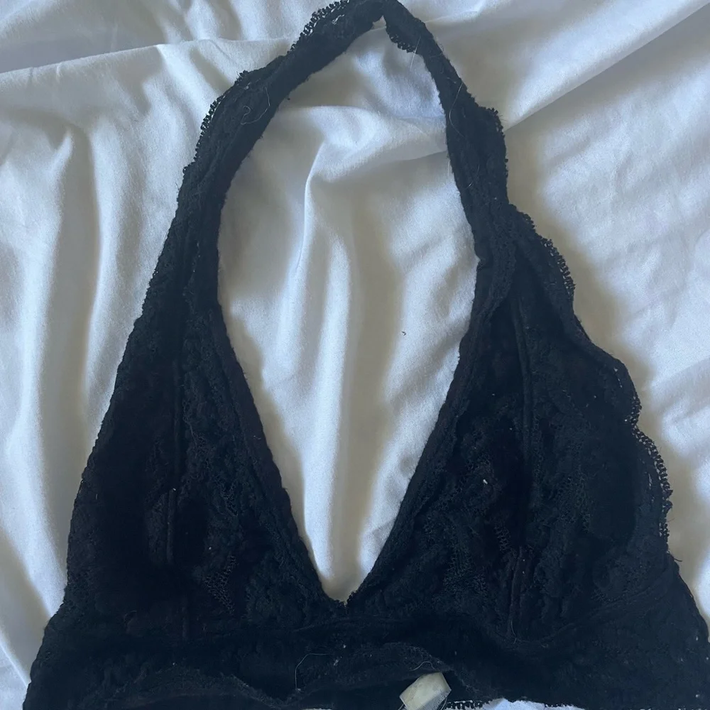 urban outfitters halter bralette - Picture 1 of 2